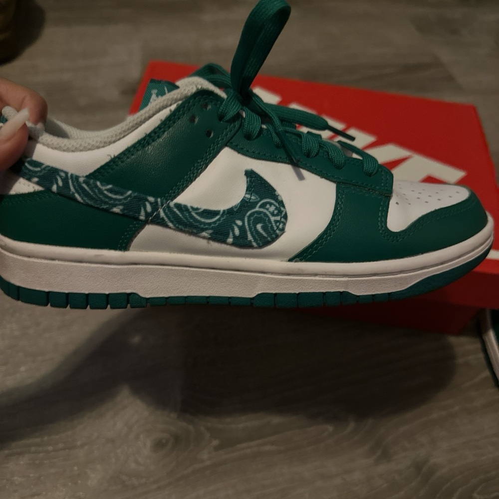 nike dunk low green paisley